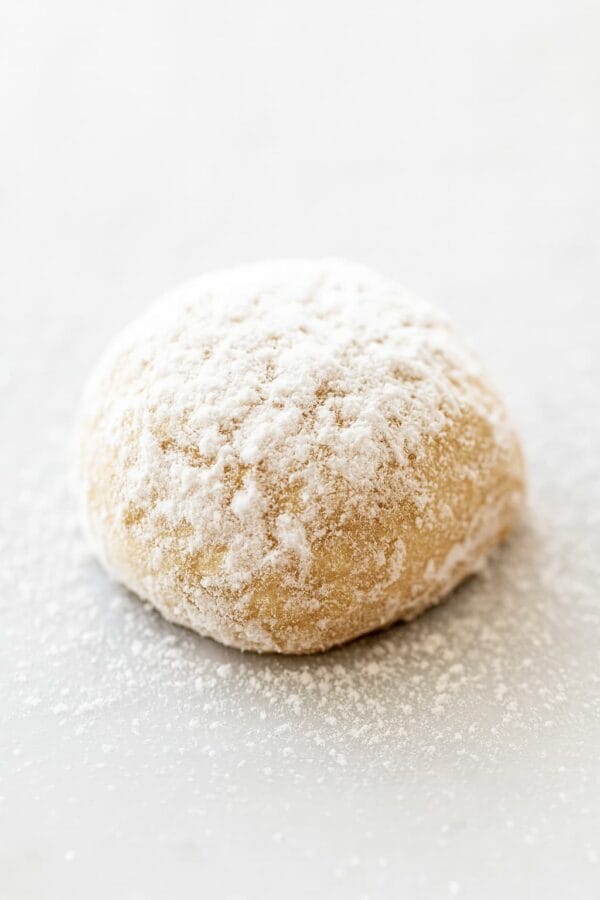 Kourabiethes (1 each)